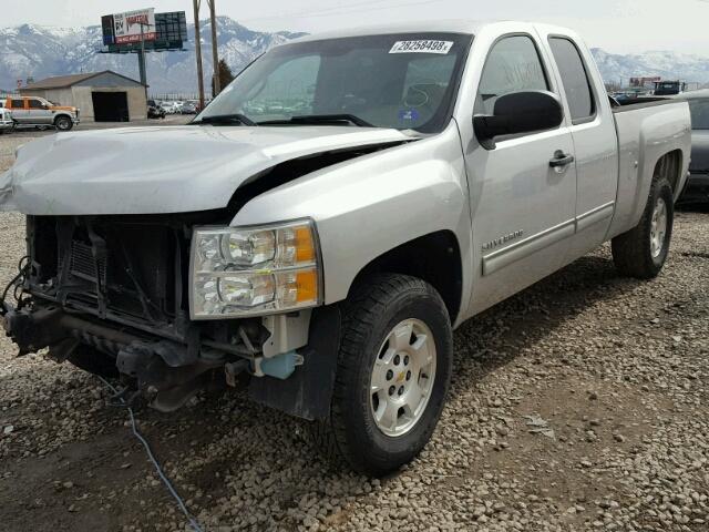 1GCSKSE33AZ223390 - 2010 CHEVROLET SILVERADO SILVER photo 2