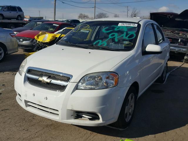 KL1TD566X8B208632 - 2008 CHEVROLET AVEO BASE Biały zdjęcie 2