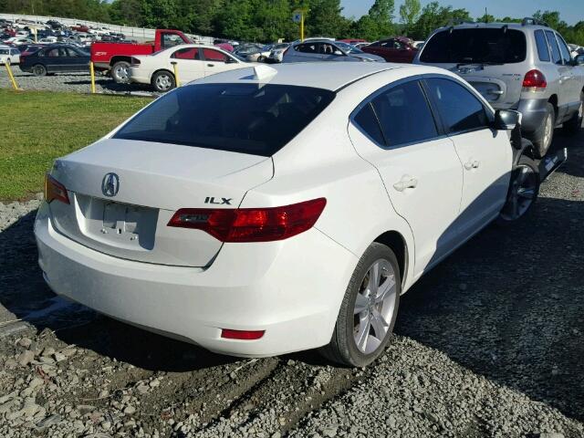 19VDE1F58EE002436 - 2014 ACURA ILX 20 PRE WHITE photo 4