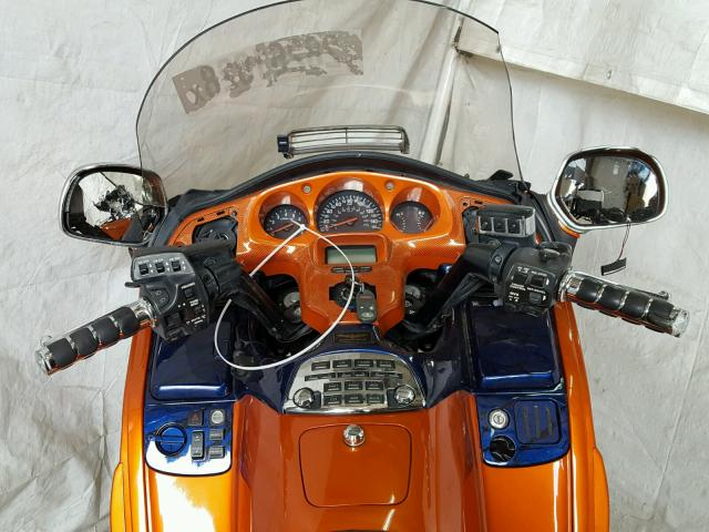 1HFSC47082A102596 - 2002 HONDA GL1800 ORANGE photo 9