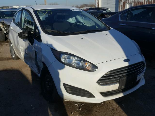 3FADP4TJ2GM171385 - 2016 FORD FIESTA S WHITE photo 1