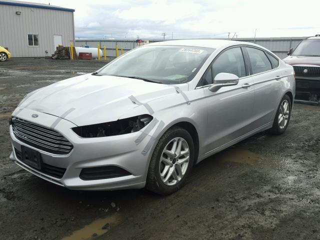 3FA6P0H73GR388302 - 2016 FORD FUSION SE SILVER photo 2