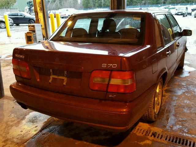 YV1LS5644W2423881 - 1998 VOLVO S70 GLT RED photo 4