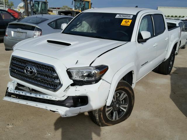 3TMAZ5CN5HM050352 - 2017 TOYOTA TACOMA DOU WHITE photo 2