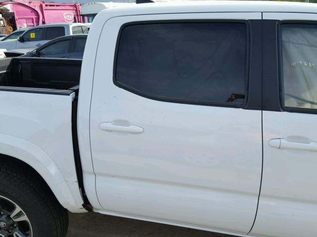 3TMAZ5CN5HM050352 - 2017 TOYOTA TACOMA DOU WHITE photo 6