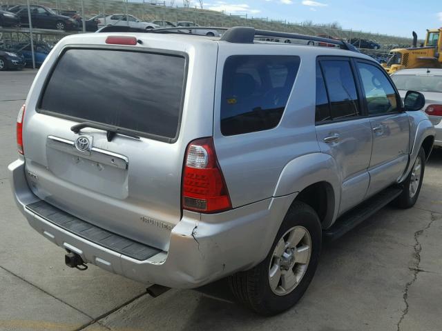 JTEBU14R960085775 - 2006 TOYOTA 4RUNNER SR SILVER photo 4