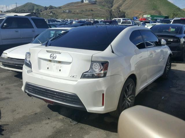 JTKJF5C73GJ023892 - 2016 TOYOTA SCION TC 白色 照片 4
