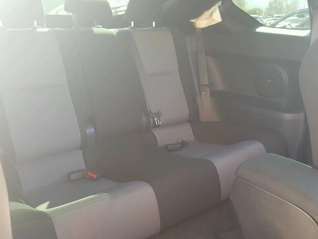 JTKJF5C73GJ023892 - 2016 TOYOTA SCION TC 白色 照片 6