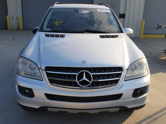 4JGBB86E17A154639 - 2007 MERCEDES-BENZ ML 350 SILVER photo 9