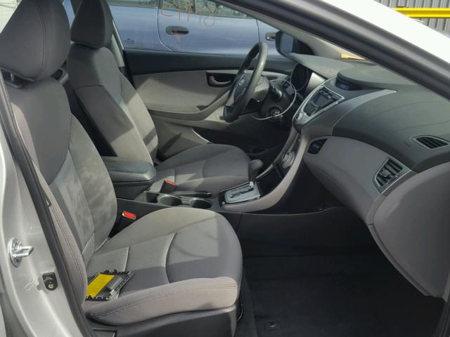 KMHDH4AE9BU128255 - 2011 HYUNDAI ELANTRA GL SILVER photo 5