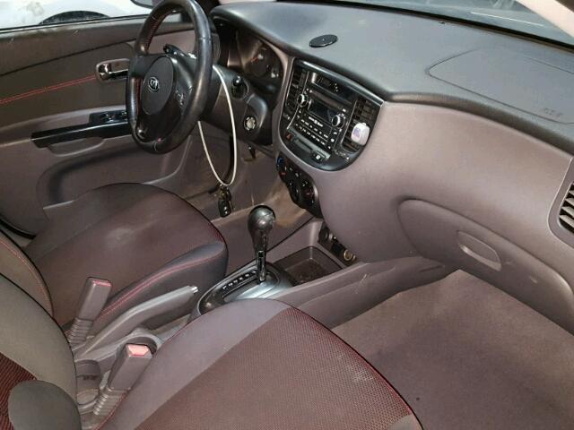 KNADH5A3XA6706047 - 2010 KIA RIO LX Մոխրագույն լուսանկար 5