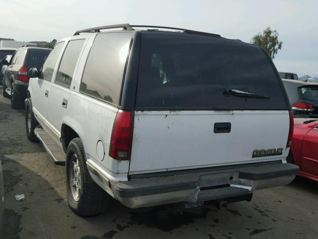 1GNEK13R1VJ364808 - 1997 CHEVROLET TAHOE K150 WHITE photo 3