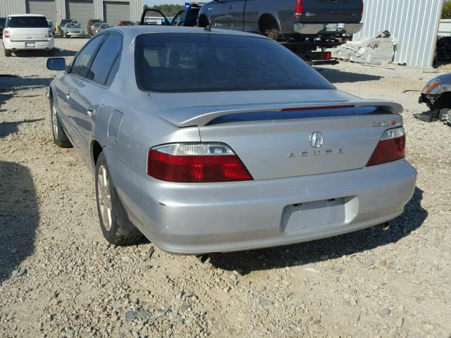 19UUA56923A072562 - 2003 ACURA 3.2TL TYPE SILVER photo 3