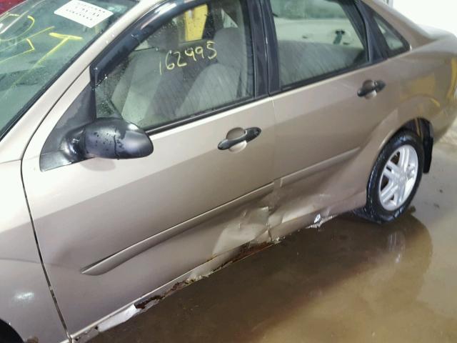 1FAFP38Z04W143050 - 2004 FORD FOCUS ZTS GOLD photo 9