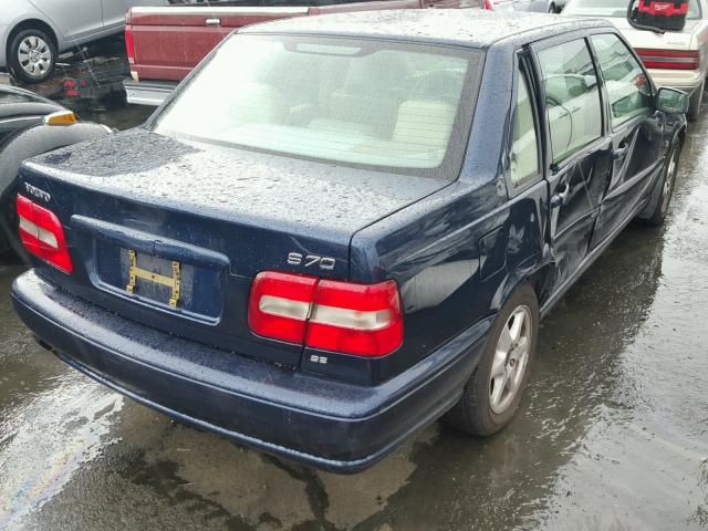 YV1LS61J6Y2665058 - 2000 VOLVO S70 BASE BLUE photo 4