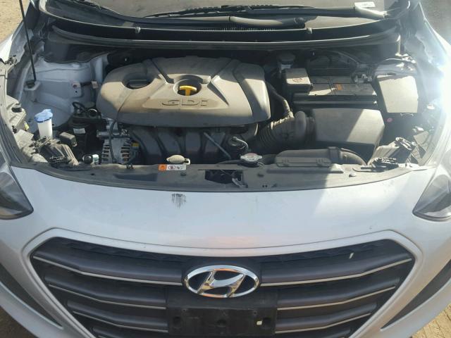 KMHD35LH4HU376465 - 2017 HYUNDAI ELANTRA GT SILVER photo 7