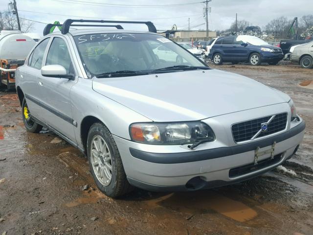 YV1RS61T042334935 - 2004 VOLVO S60 SILVER photo 1