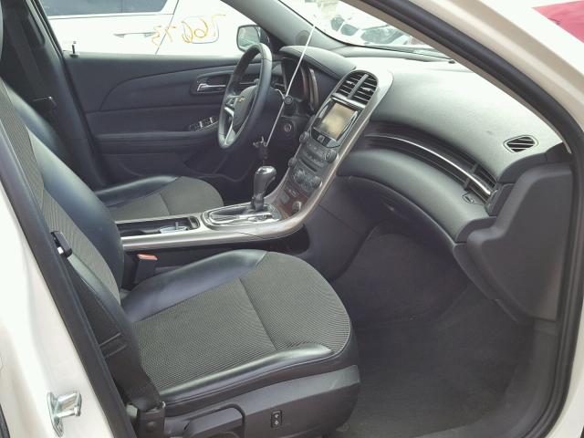 1G11D5RR2DF115167 - 2013 CHEVROLET MALIBU 1LT 白色 照片 5