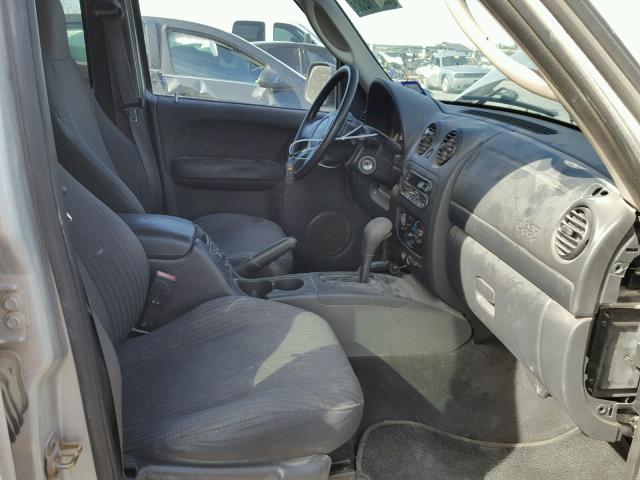 1J4GL48K72W290427 - 2002 JEEP LIBERTY SP SILVER photo 5