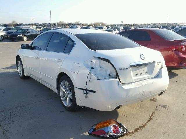 1N4BL2AP7AC105678 - 2010 NISSAN ALTIMA SR WHITE photo 3