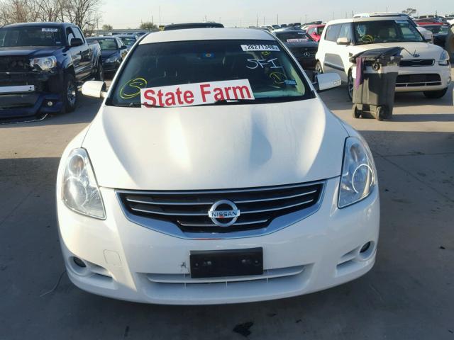 1N4BL2AP7AC105678 - 2010 NISSAN ALTIMA SR WHITE photo 9