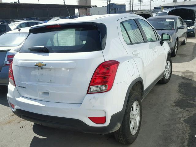 KL7CJNSB4HB112383 - 2017 CHEVROLET TRAX LS WHITE photo 4