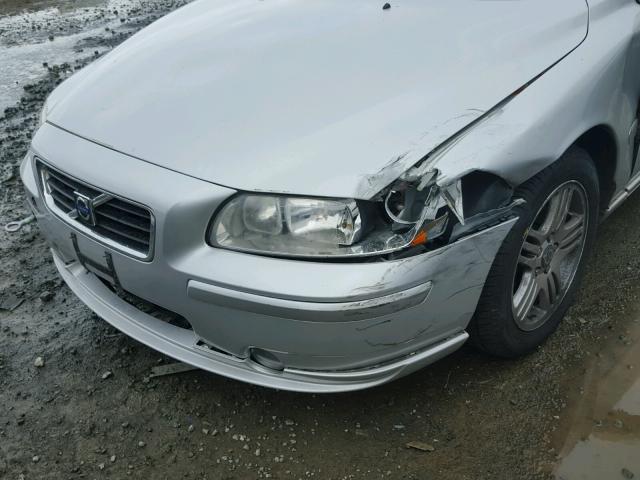 YV1RS592772636572 - 2007 VOLVO S60 2.5T SILVER photo 9