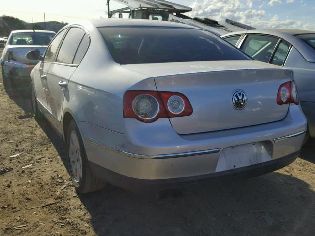 WVWAK73C86P215669 - 2006 VOLKSWAGEN PASSAT 2.0 SILVER photo 3