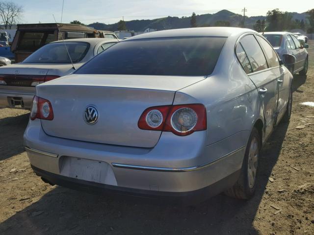 WVWAK73C86P215669 - 2006 VOLKSWAGEN PASSAT 2.0 SILVER photo 4