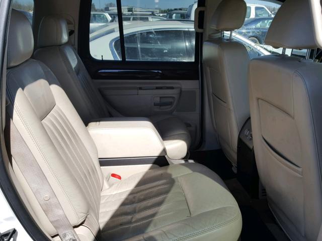 5LMEU78H63ZJ15594 - 2003 LINCOLN AVIATOR 白色 照片 6