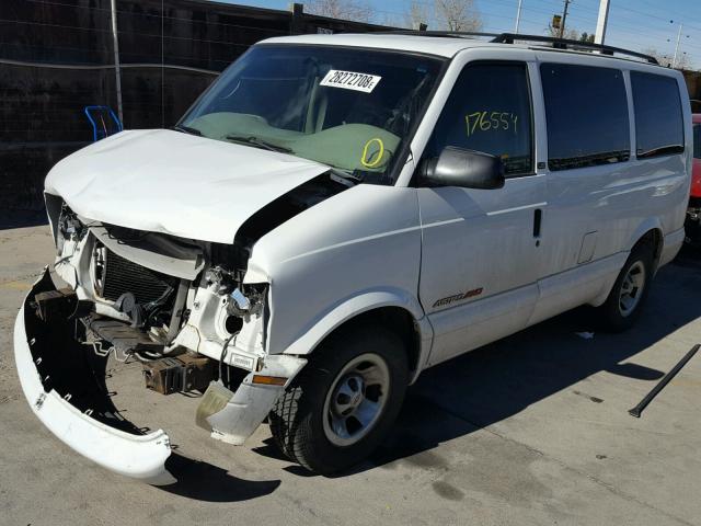 1GNEL19X62B147392 - 2002 CHEVROLET ASTRO WHITE photo 2