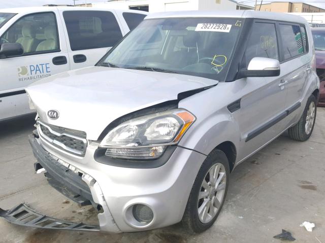 KNDJT2A67C7392884 - 2012 KIA SOUL + SILVER photo 2