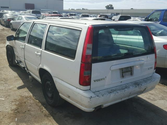 YV1LW5576W2482737 - 1998 VOLVO V70 WHITE photo 3