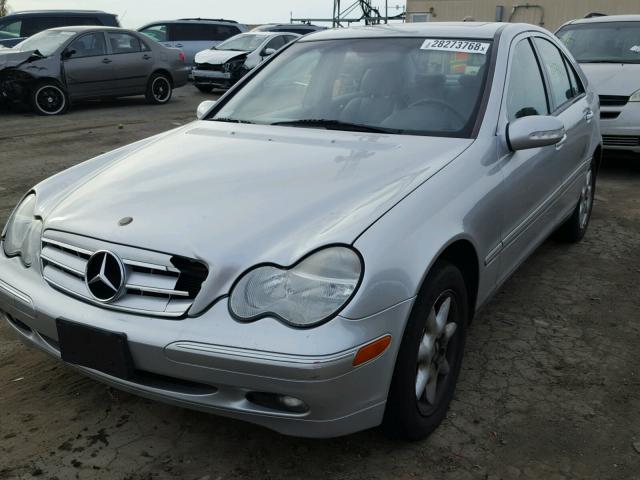 WDBRF61J33F307176 - 2003 MERCEDES-BENZ C 240 SILVER photo 2