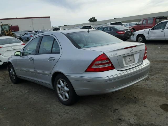 WDBRF61J33F307176 - 2003 MERCEDES-BENZ C 240 SILVER photo 3