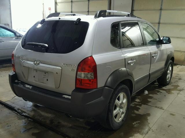 KM8JN12D05U054146 - 2005 HYUNDAI TUCSON GLS SILVER photo 4