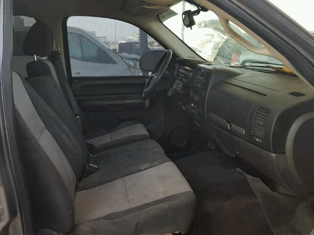 3GCPCSE00DG114365 - 2013 CHEVROLET SILVERADO GRAY photo 5