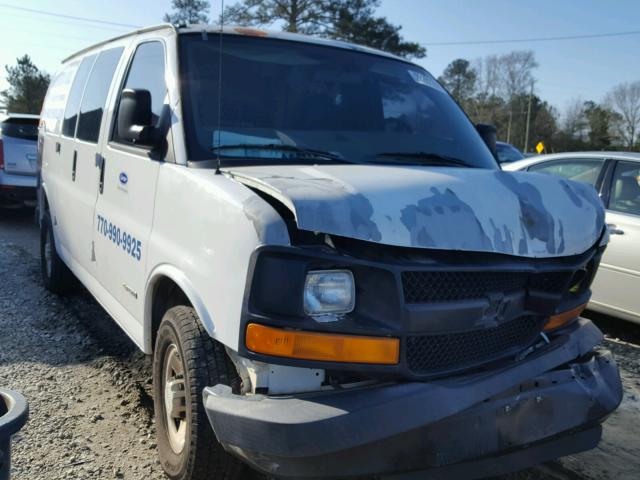 1GCGG25V651244103 - 2005 CHEVROLET EXPRESS G2 WHITE photo 1