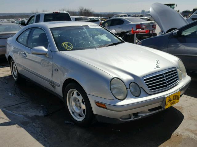 WDBLJ65G2WF024288 - 1998 MERCEDES-BENZ CLK 320 SILVER photo 1