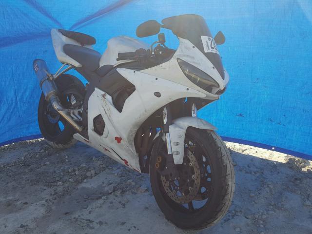 JYARJ06EX5A027033 - 2005 YAMAHA YZFR6 L WHITE photo 1