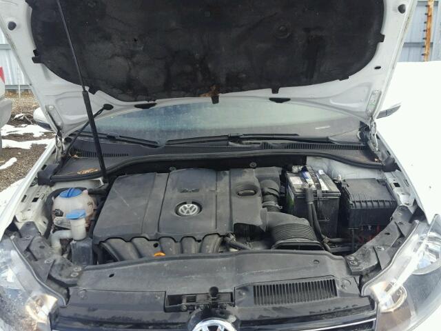 WVWDA7AJ7DW117592 - 2013 VOLKSWAGEN GOLF 白色 照片 7