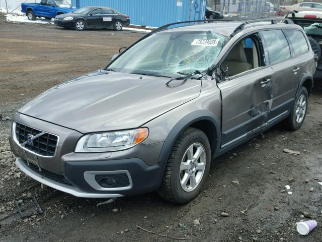 YV4BZ982181005459 - 2008 VOLVO XC70 BROWN photo 2