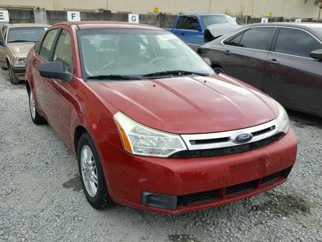 1FAHP35N49W204482 - 2009 FORD FOCUS SE RED photo 1