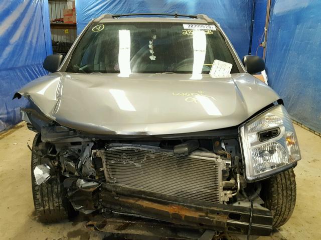 2CNDL23F056141228 - 2005 CHEVROLET EQUINOX LS SILVER photo 9