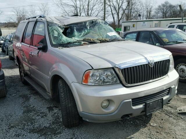 5LMFU28R33LJ17385 - 2003 LINCOLN NAVIGATOR ვერცხლისფერი ფოტო 1