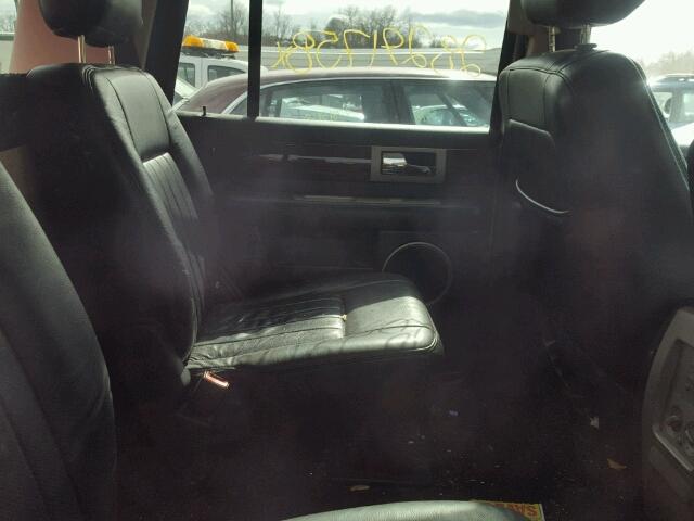 5LMFU28R33LJ17385 - 2003 LINCOLN NAVIGATOR ვერცხლისფერი ფოტო 6