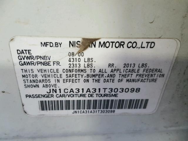 JN1CA31A31T303098 - 2001 NISSAN MAXIMA GXE WHITE photo 10