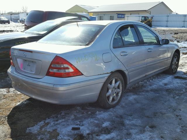 WDBRF64J21F042467 - 2001 MERCEDES-BENZ C 320 SILVER photo 4