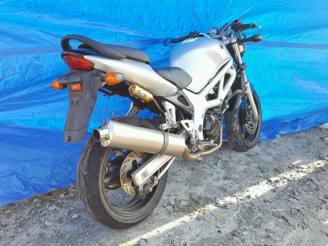 JS1VP52A8Y2103083 - 2000 SUZUKI SV650 SILVER photo 4