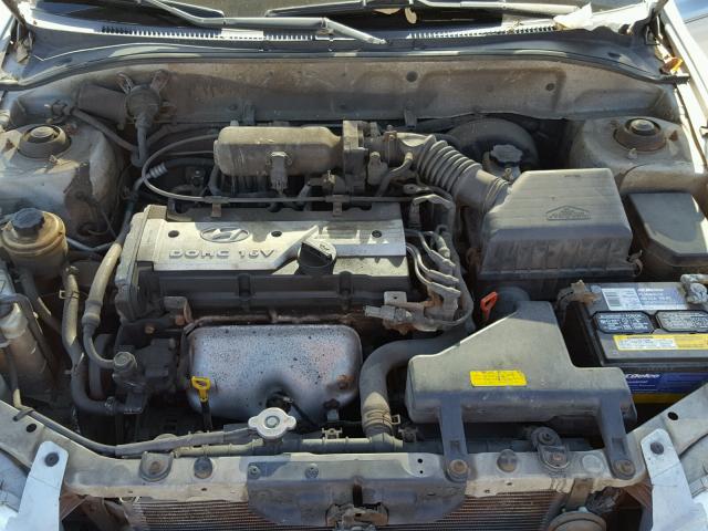 KMHCG45C81U187156 - 2001 HYUNDAI ACCENT GL SILVER photo 7